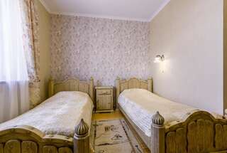 Гостиница Барские Полати Сергиев Посад Стандартный двухместный номер с 2 отдельными кроватями-9